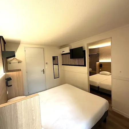 Premiere Classe Toulon מלון לה סיין סור-מר