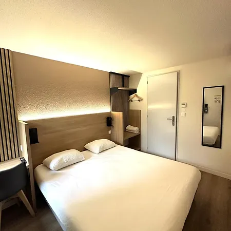 Premiere Classe Toulon * לה סיין סור-מר